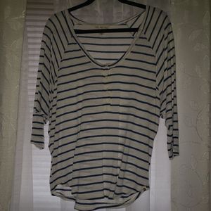 3/4 sleeve tshirt